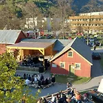 Hotell Lærdalsøren