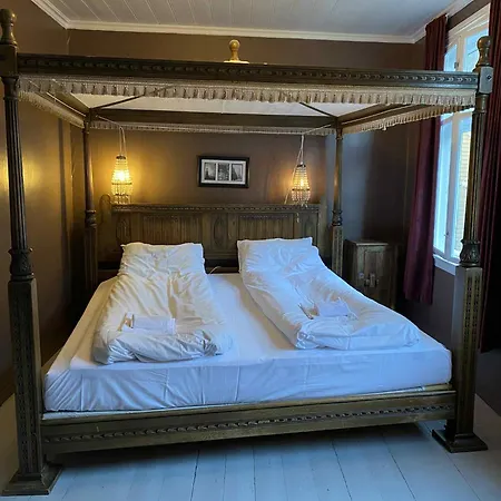 Hotell Lærdalsøren *