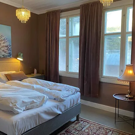 Laerdalsoren Motor Hotel *
