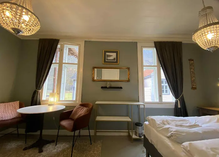 Laerdalsoren Motor Hotell Lærdalsøyri