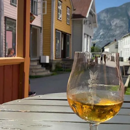 Laerdalsoren Motor Hotel Lærdalsøyri